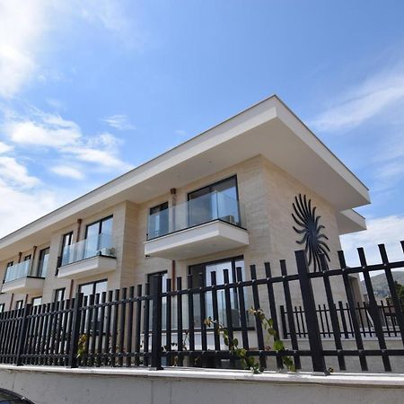 ساراندا Kokalari Apartments - Luxury Residence المظهر الخارجي الصورة