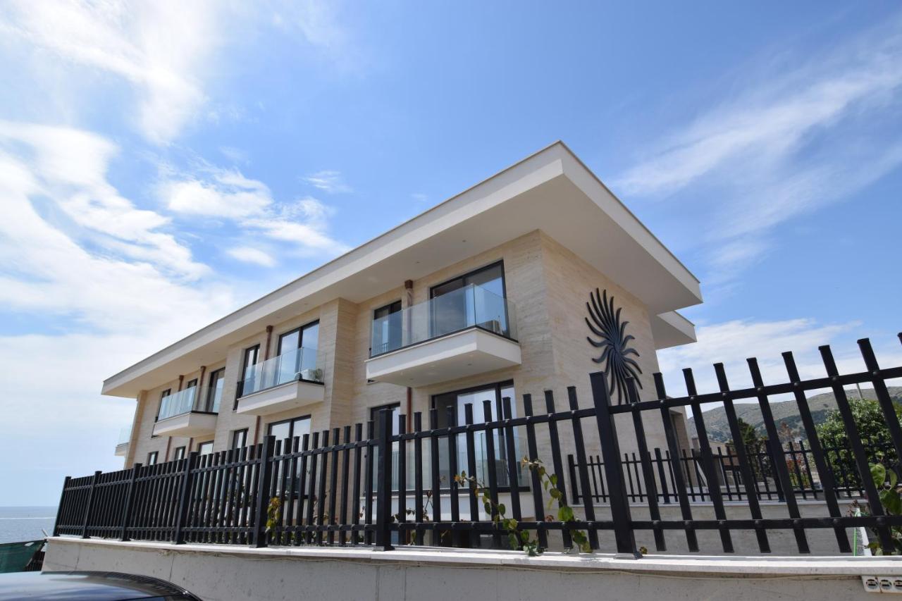 ساراندا Kokalari Apartments - Luxury Residence المظهر الخارجي الصورة