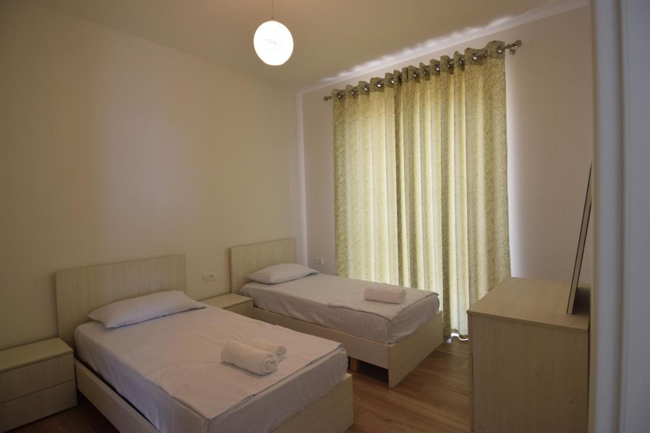 ساراندا Kokalari Apartments - Luxury Residence المظهر الخارجي الصورة