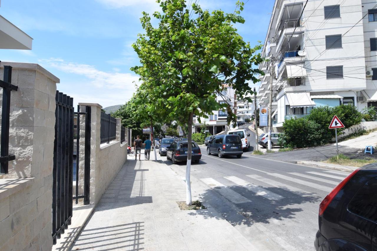 ساراندا Kokalari Apartments - Luxury Residence المظهر الخارجي الصورة